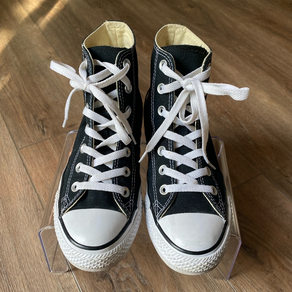 Chuck Taylor All Star Canvas  - Black Women’s size  7.5